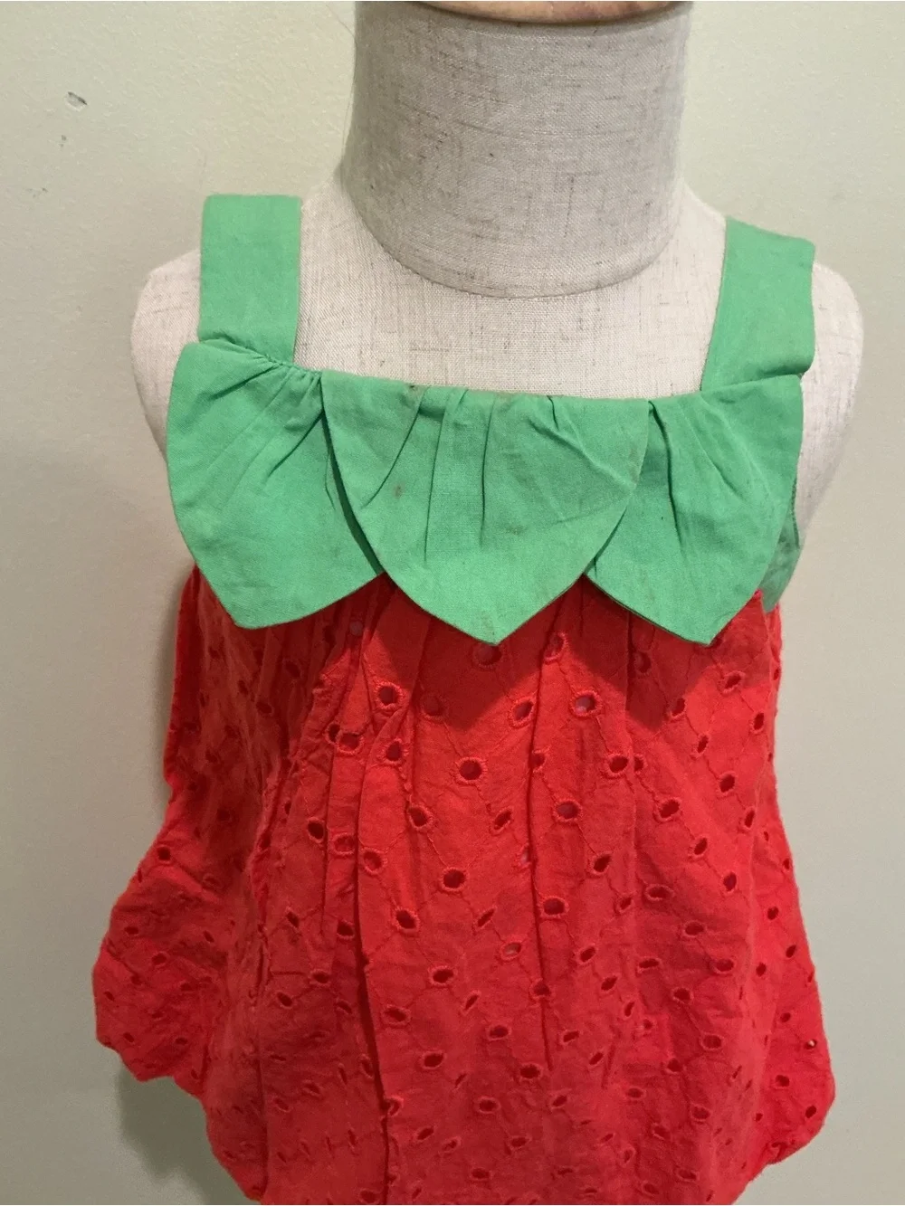 Gymboree Red Eyelet Dress with Green Petal Collar 12-18 months